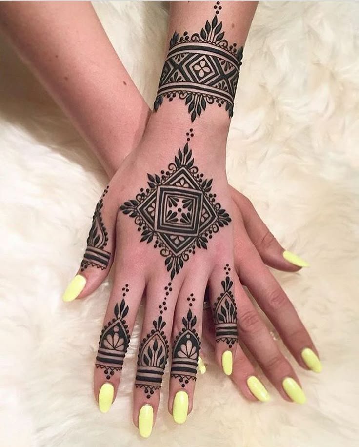 Moroccan Mehandi 1